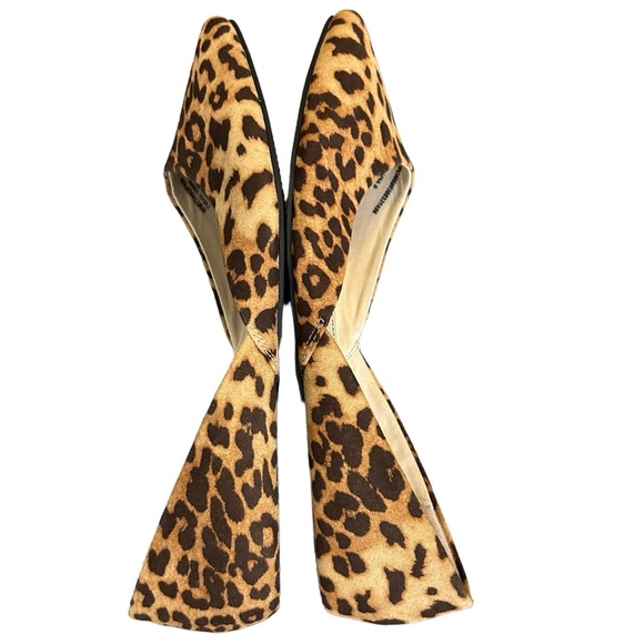 NWT Time and Tru Women's Point Toe Ballet Flat SZ 8 in Leopard Print Black Tan - Picture 5 of 7